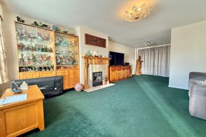 Living Room- click for photo gallery